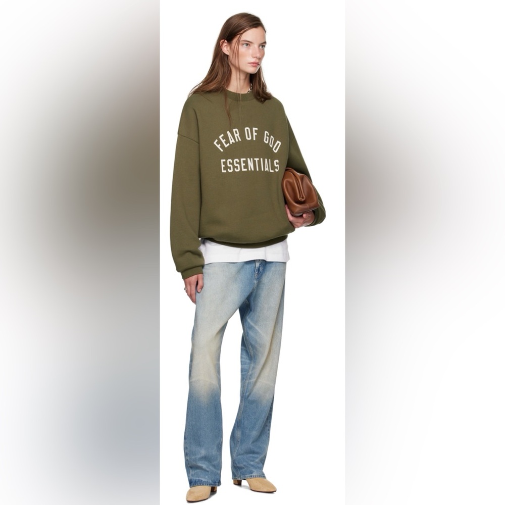 AUTHENTIC UNISEX Fear of God Essentials Sweatshirt